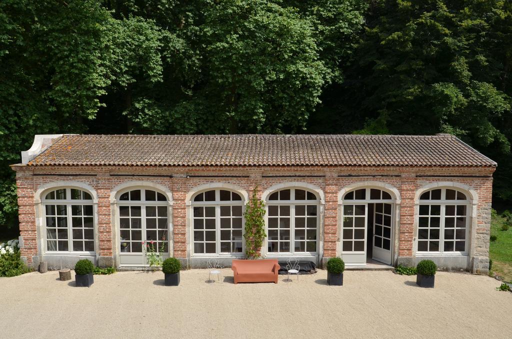 Le Pavillon De L'Orangerie Marigny (Allier) Exterior foto