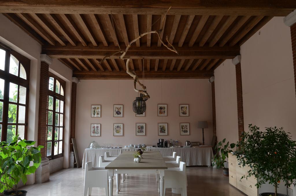 Le Pavillon De L'Orangerie Marigny (Allier) Exterior foto